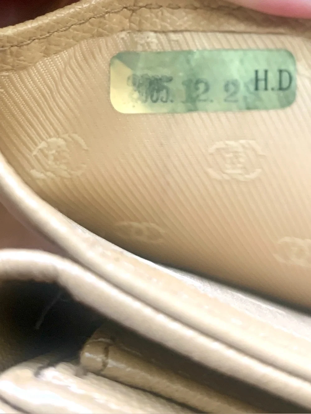 CHANEL COCO DOUBLE SNAP COMPACT WALLET VINTAGE TAN